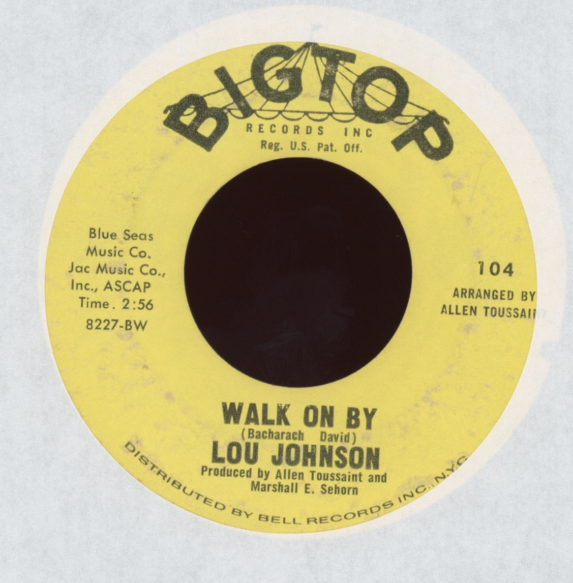 Lou Johnson - Walk On By on Bigtop Northern Soul 45