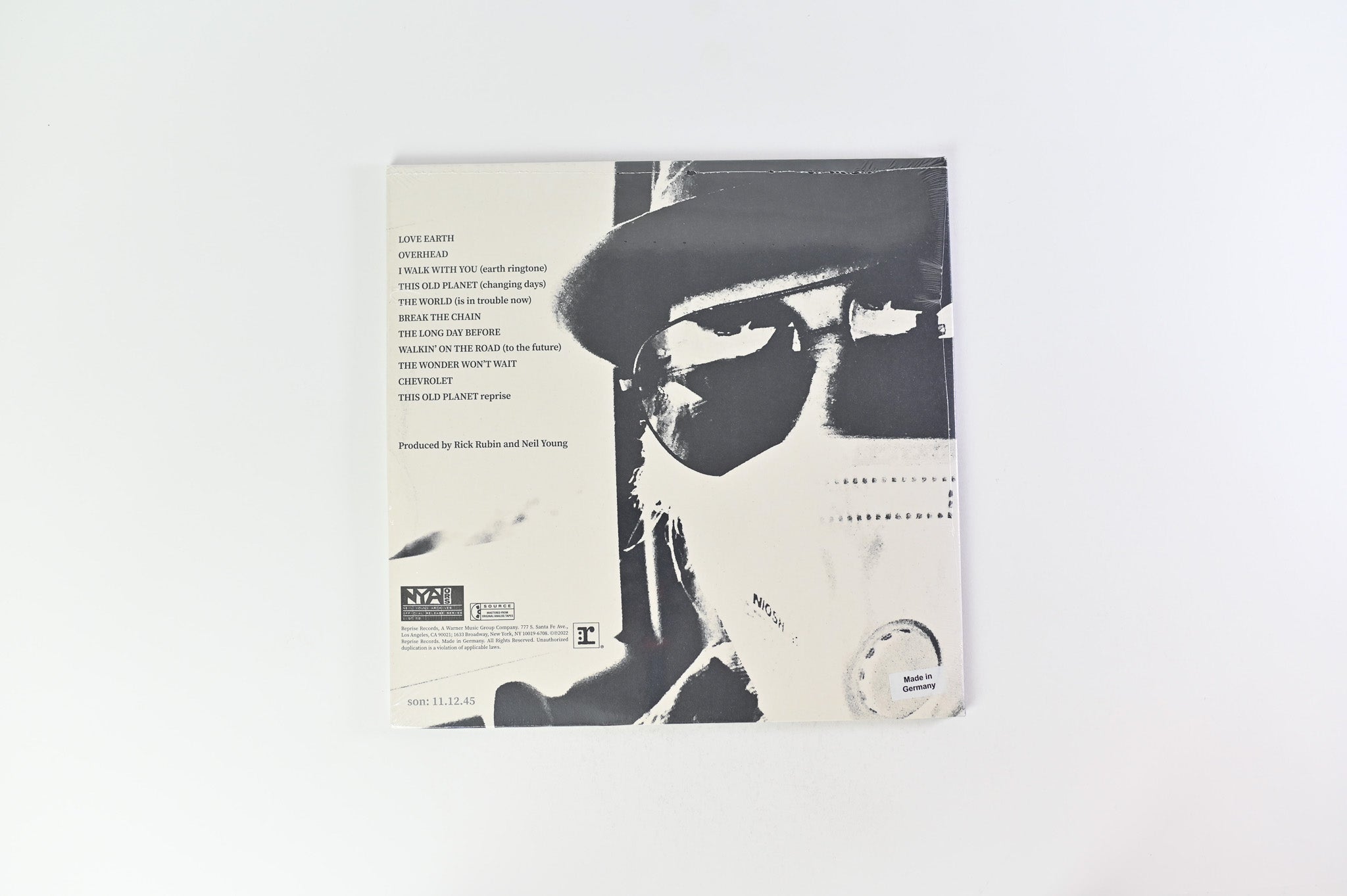 Neil Young - World Record on Reprise Records - Sealed