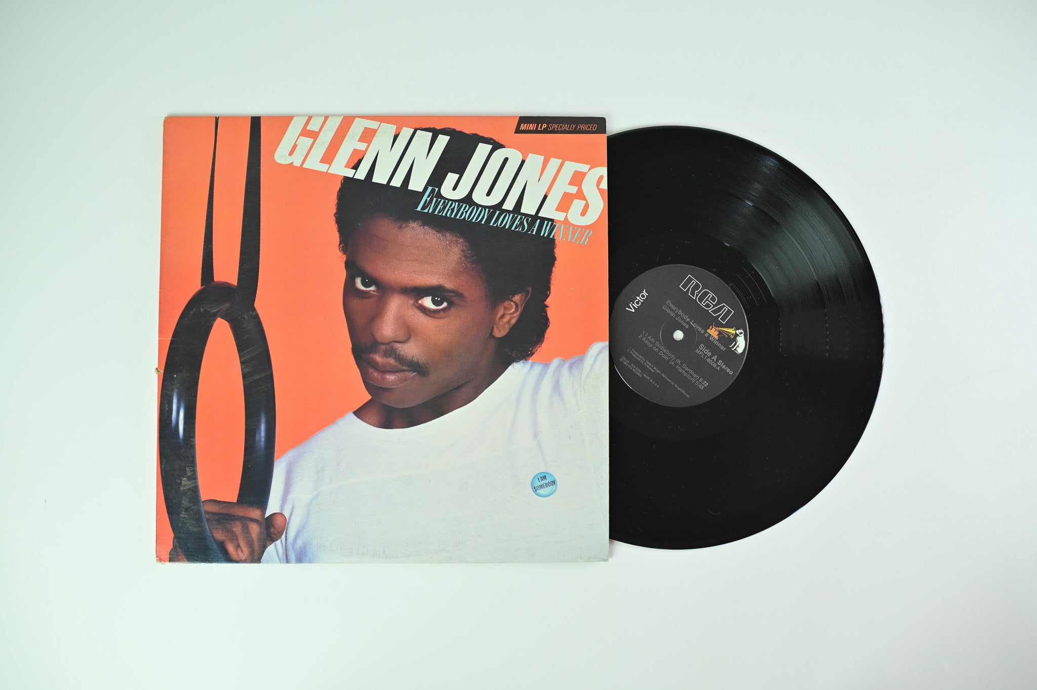 Glenn Jones - Everybody Loves A Winner on RCA