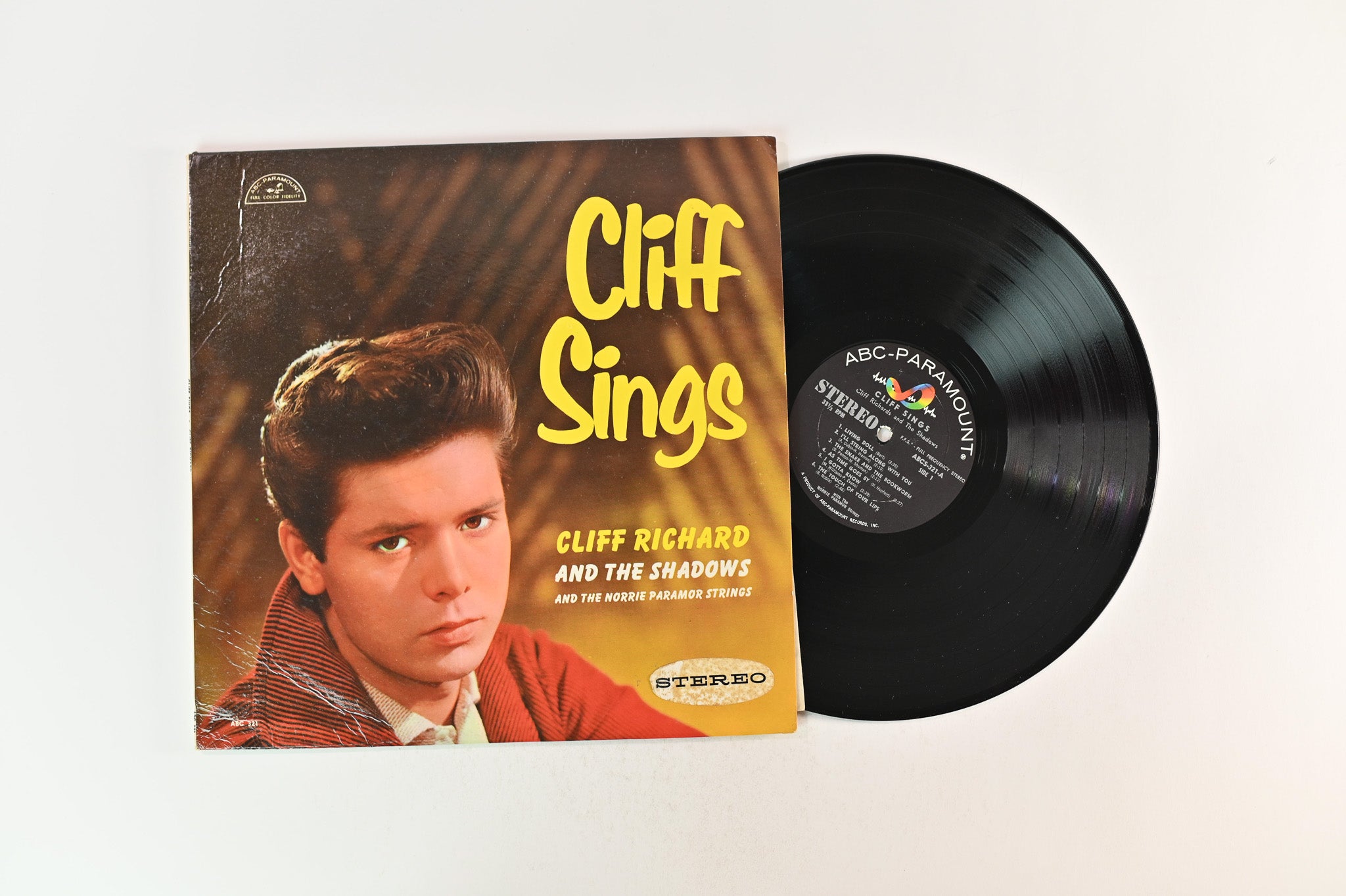 Cliff Richard & The Shadows - Cliff Sings on ABC-Paramount