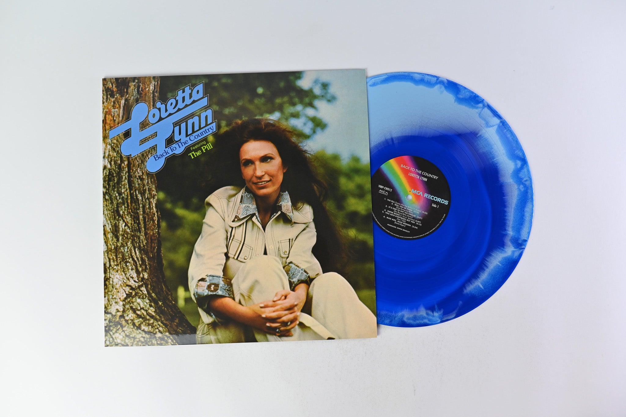 Loretta Lynn - Back to the Country on MCA Records / Vinyl Me, Please - Colored Vinyl