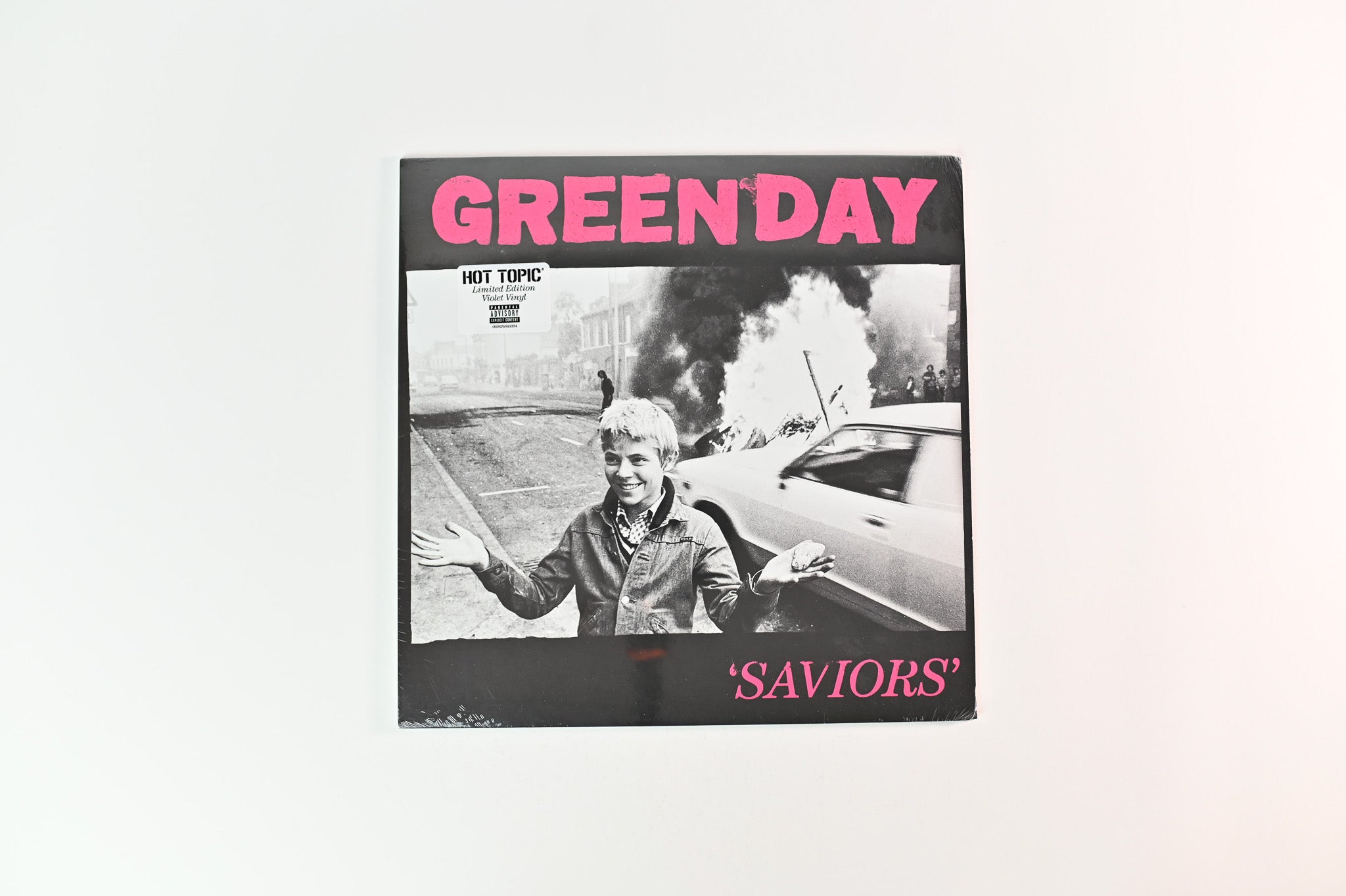 Green Day - Saviors on Reprise Ltd Violet Sealed