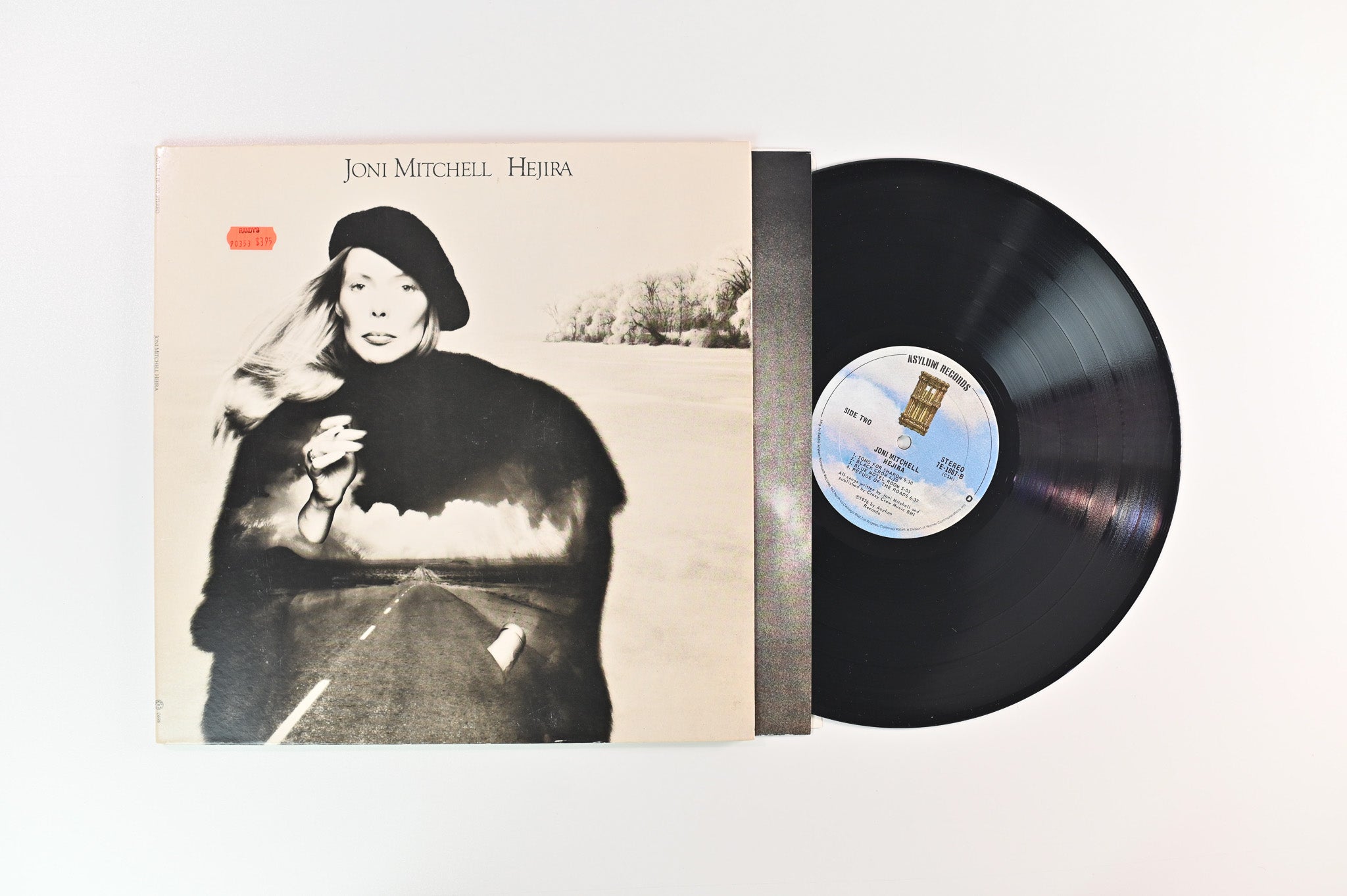 Joni Mitchell - Hejira on Asylum Records