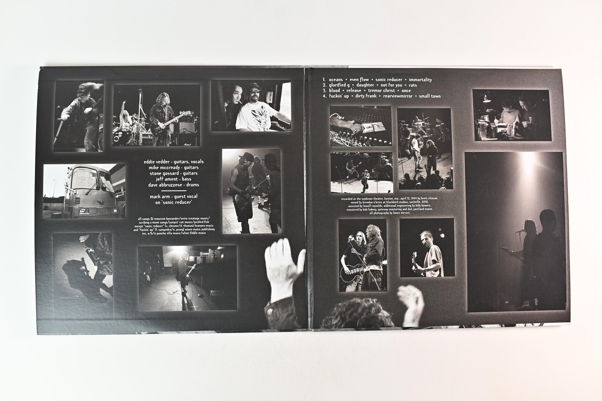 Pearl Jam - Vs. / Vitalogy on Epic / Legacy - Deluxe Edition Box Set